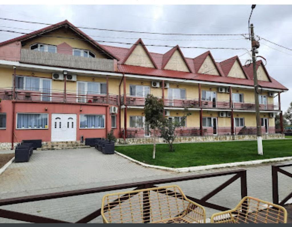 Pensiunea Mila 2 Суліна Екстер'єр фото